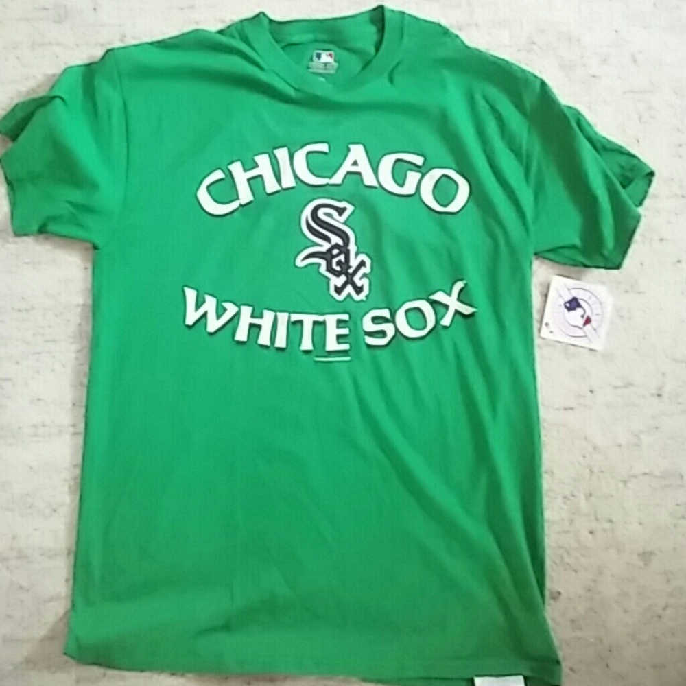 Chicago white sox t shirt